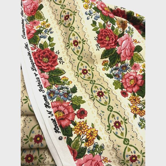 6.5 yds Vtg House 'N Home Fabrics & Draperies Decorator floral Upholstery Fabric - Picture 3 of 16